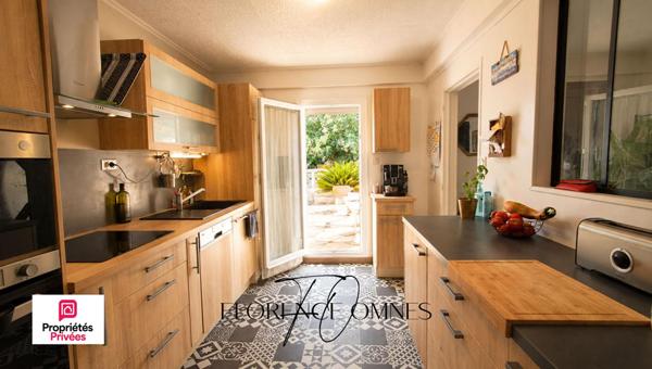 Trèbes - Maison 3 chambres avec  garage, piscine et jardin - 84 m2