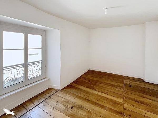 Appartement à vendre 53 000 € Saint-Yrieix-la-Perche 4 p 83 m² DPE D