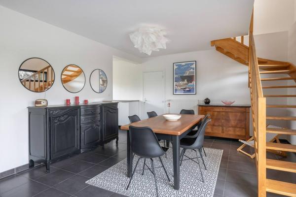 Maison 4 pièce(s) 3 chambre(s) 103 m²