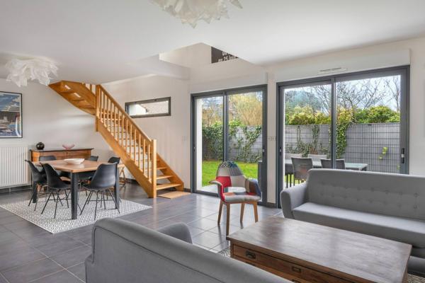 Maison 4 pièce(s) 3 chambre(s) 103 m²