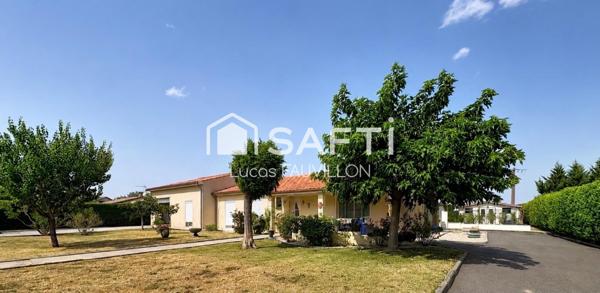 Maison de 140 m2 + Maison de 55m2 et Piscine