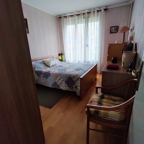 Rosny-sous-Bois Quartier la Justice T3 en Rez de chaussée - cave et parking