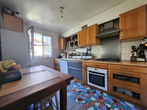 Bidart - Agréable Maison Mitoyenne avec son Garage, Bidart 64210
