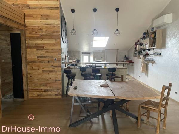 Immeuble à vendre 12 pièces de 252 m²