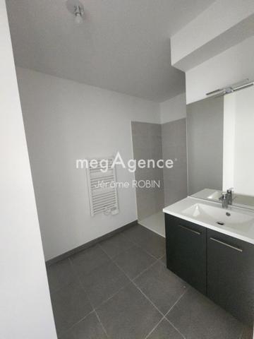Appartement à FLOIRAC, 33270 - 4 pièces 95m²