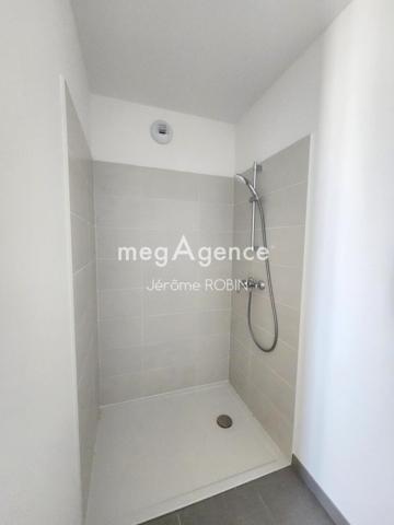 Appartement à FLOIRAC, 33270 - 4 pièces 95m²