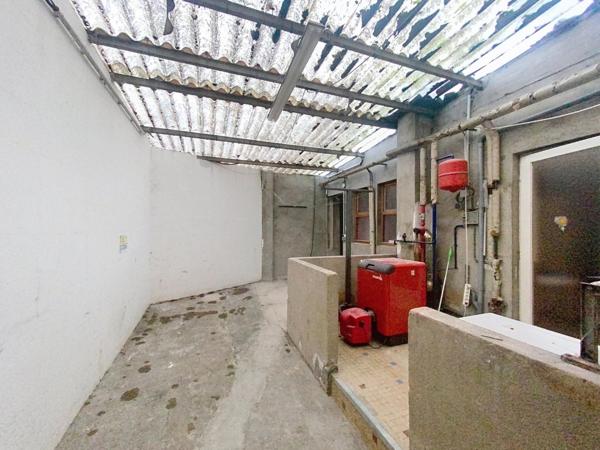 Spacieuse maison à renover