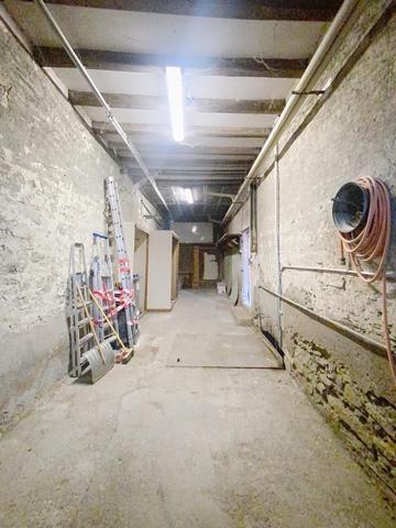 Spacieuse maison à renover