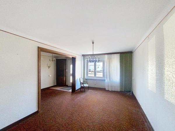 Spacieuse maison à renover