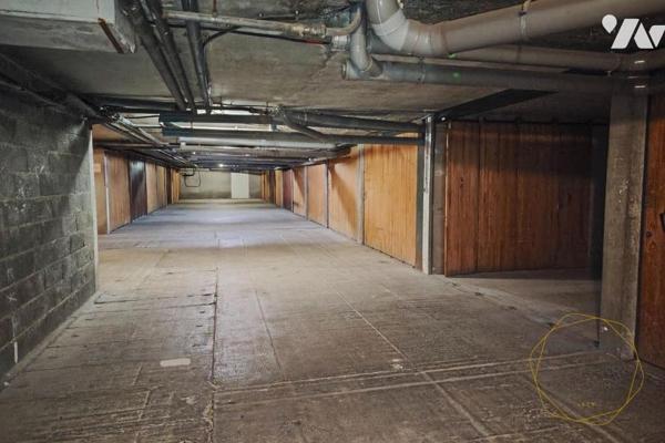 Garage à vendre quartier Croix d'Argent