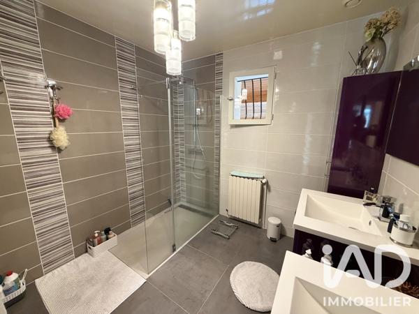 Maison à vendre 7 pièces 183 m² La Chapelle-Bertrand