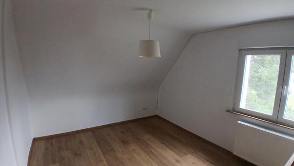 Maison rénovée avec grand jardin sans vis à vis.