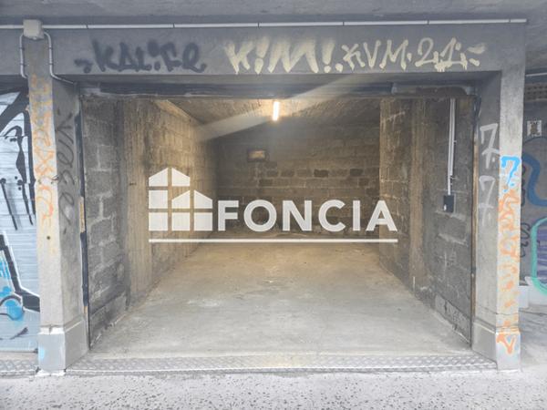 Location Parking 18 m² - Grenoble 38000