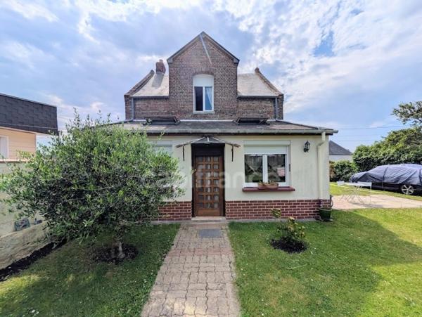 Exclusivité : Elégante maison bourgeoise de caractère de 81m2 avec dépendances et jardin clos, terrain de 698m2 - BEAUCAMPS LE VIEUX (80)