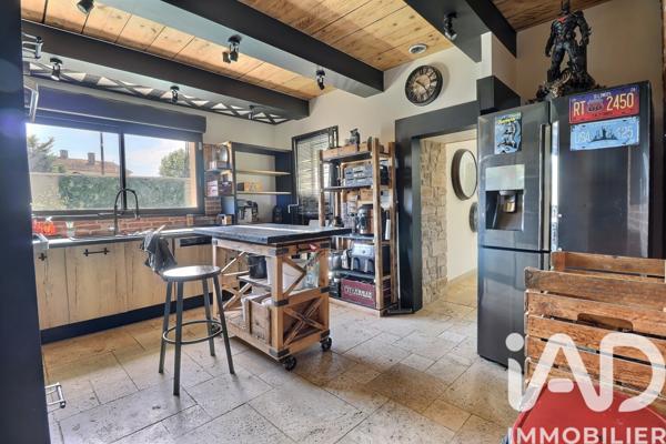 Maison à vendre 5 pièces 130 m² Morières-lès-Avignon