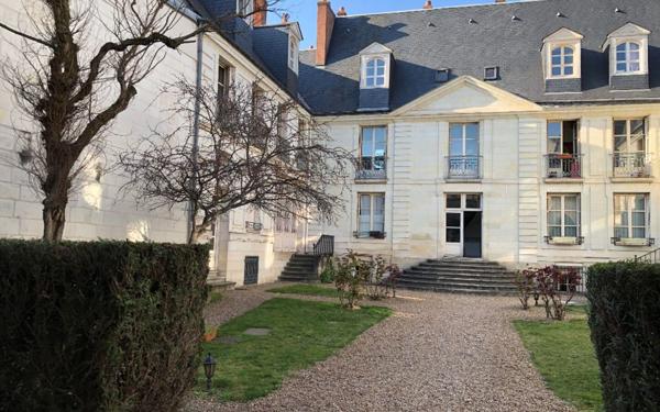 Appartement à louer    1 pièce •  Tours