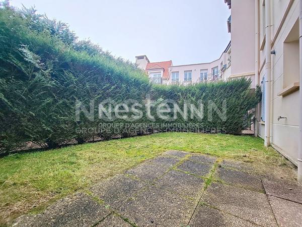 Montigny village : appartement MEUBLE 2 pieces avec jardin et box