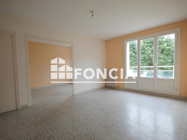 Location Appartement 4 pièces 61.6 m² - LES LECHERES Meylan 38240