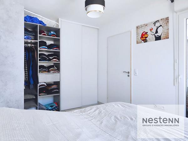 Appartement Saint Bres 44 m² terrasse et place de parking securisée