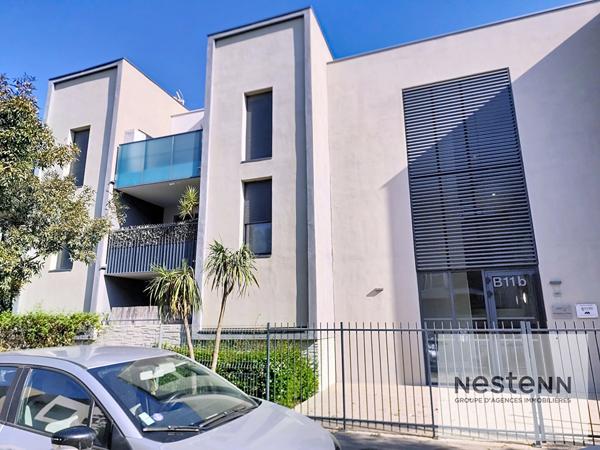 Appartement Saint Bres 44 m² terrasse et place de parking securisée