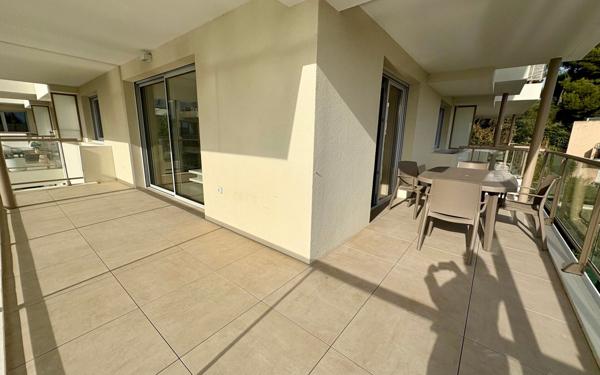 Appartement à louer    3 pièces • 64,60 m2 Villeneuve-Loubet