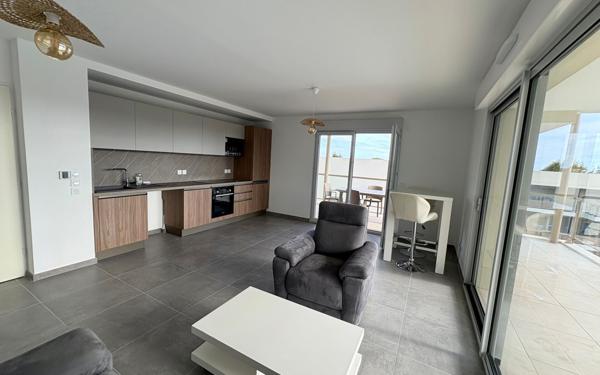 Appartement à louer    3 pièces • 64,60 m2 Villeneuve-Loubet