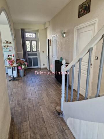 Maison à vendre 8 pièces de 203 m²