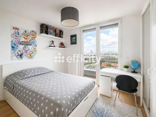 Appartement
         4 pièces
        - 86 m² 570 000 € *