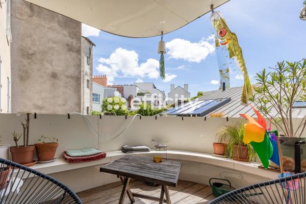 Maison
         8 pièces
        - 169 m² Exclusivité 619 000 € *