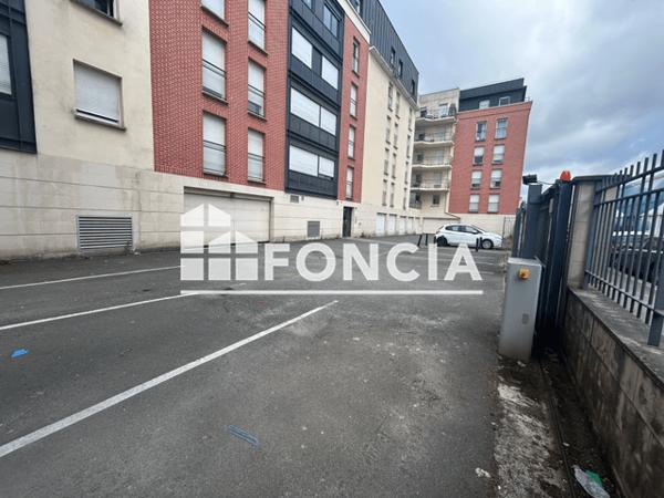 Location Appartement 3 pièces 67.39 m² - 33 RUE DESSEAUX Rouen 76100