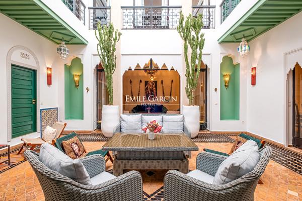 À vendre riad dans le quartier de la Bahia à  Marrakech