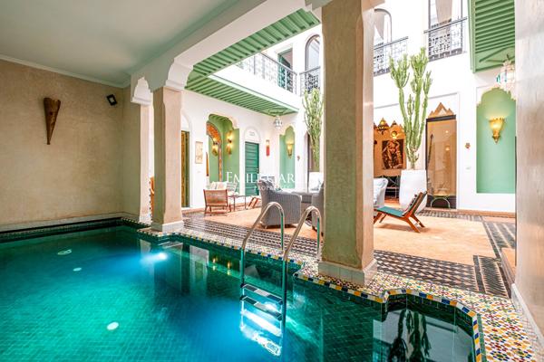 À vendre riad dans le quartier de la Bahia à  Marrakech