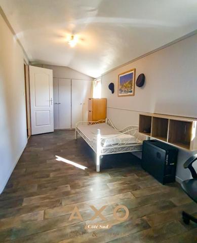 RESIDENCE SECURISEE PEY BLANC - MAISON - 220 M2 - TERRAIN 2 000 M2 - PISCINABLE - VUE SAINTE VICTOIRE  - 1 150 000