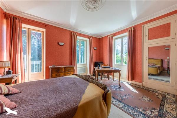Château à vendre |  Lignières |  5 pièces | 140 m²
