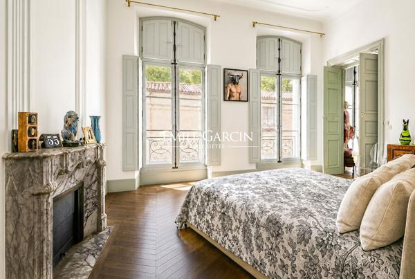 A vendre - historique - appartement de prestige - hôtel particulier - collection Lambert - étage noble - balcon filant - parking privatif - cave
