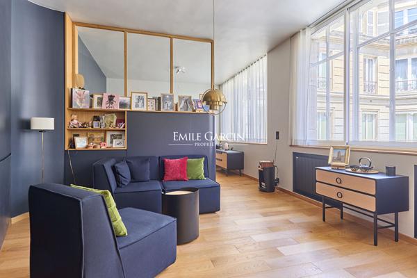 À VENDRE - Appartement - Paris - 75001 -  Palais Royal - 2 pièces - 49m²