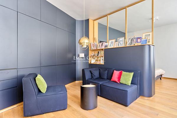 À VENDRE - Appartement - Paris - 75001 -  Palais Royal - 2 pièces - 49m²