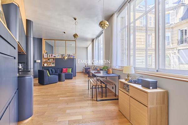 À VENDRE - Appartement - Paris - 75001 -  Palais Royal - 2 pièces - 49m²