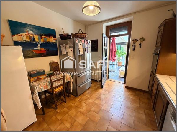 Maison 170m2 en Centre-ville, jardin 900m2, garage, sans vis à vis