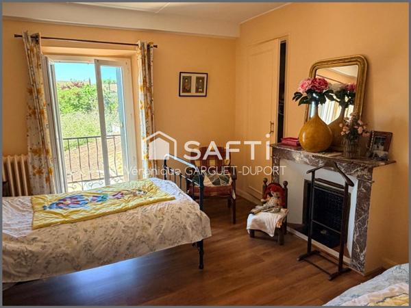Maison 170m2 en Centre-ville, jardin 900m2, garage, sans vis à vis