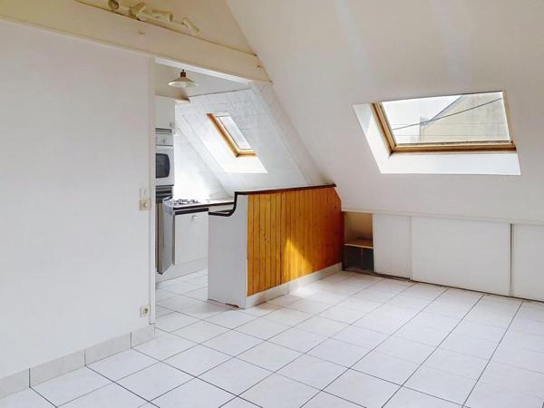 LORIENT : Immeuble de rapport avec 3 appartements T3