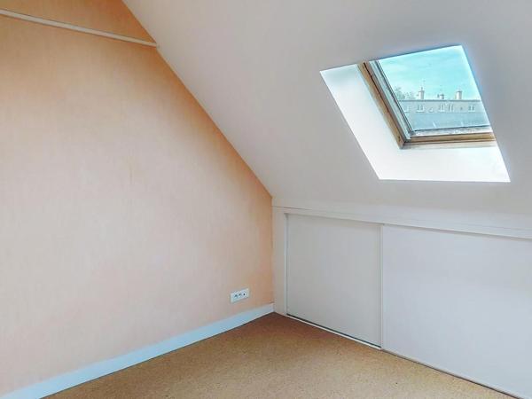 LORIENT : Immeuble de rapport avec 3 appartements T3