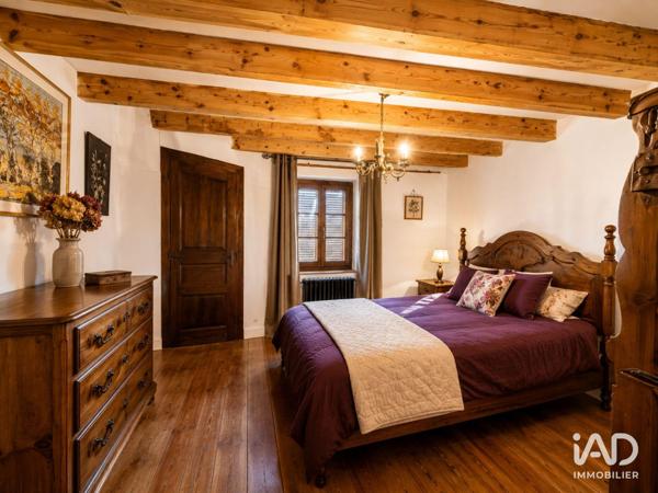 Maison à vendre 10 pièces 225 m² Le Bourget-du-Lac