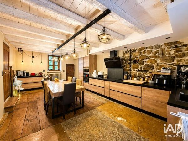 Maison à vendre 10 pièces 225 m² Le Bourget-du-Lac