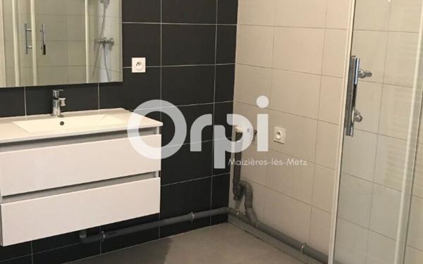 Appartement à vendre    2 pièces •  Talange