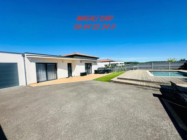 Villa Saint Hilaire De Brethmas 6 pièce(s) 120 m2