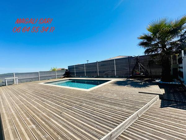 Villa Saint Hilaire De Brethmas 6 pièce(s) 120 m2