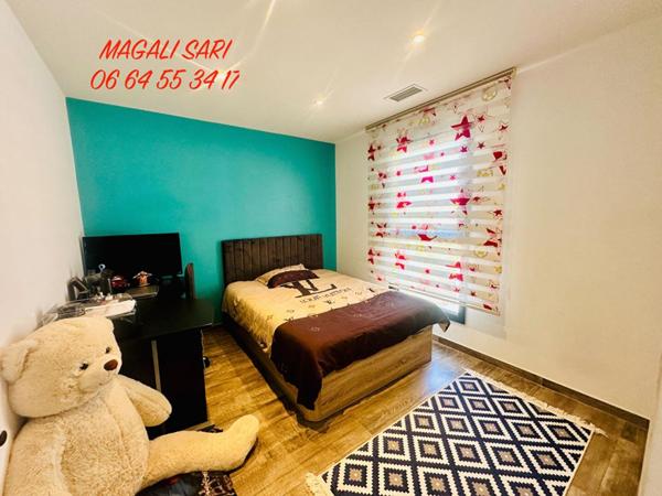 Villa Saint Hilaire De Brethmas 6 pièce(s) 120 m2