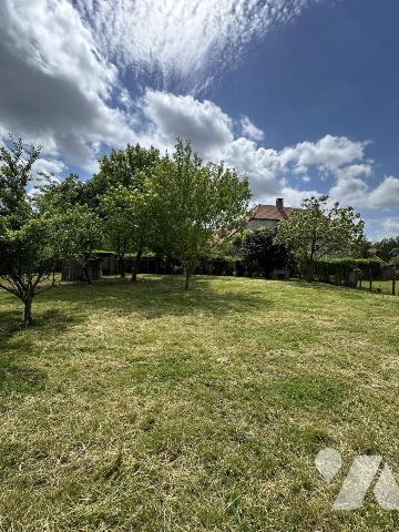Parcelle de terrain à bâtir 583 M²