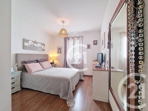 Maison à vendre  4 pièces - 72,64 m2 ARLES - 13